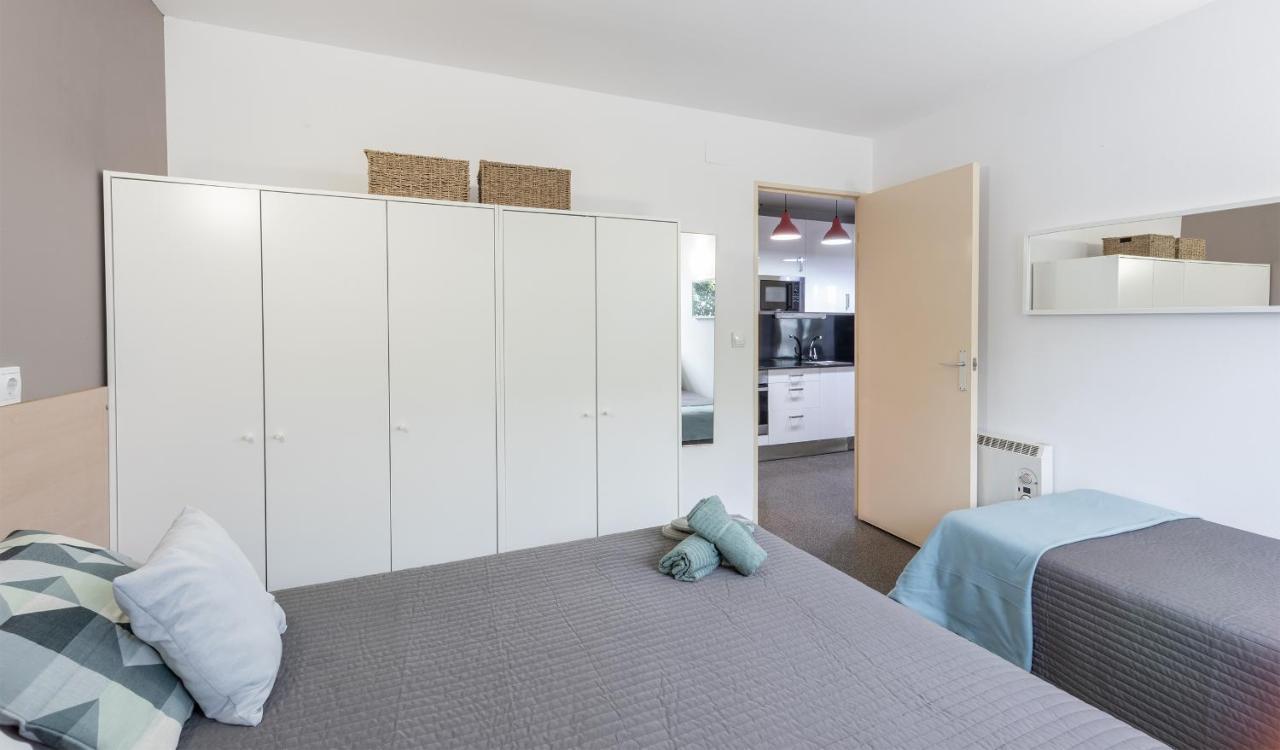 Residencia Universitaria Resa Campus Del Mar Appartamento